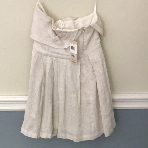 BCBG NWT White STRAPLESS Cocktail Dress - Picture 3 of 4